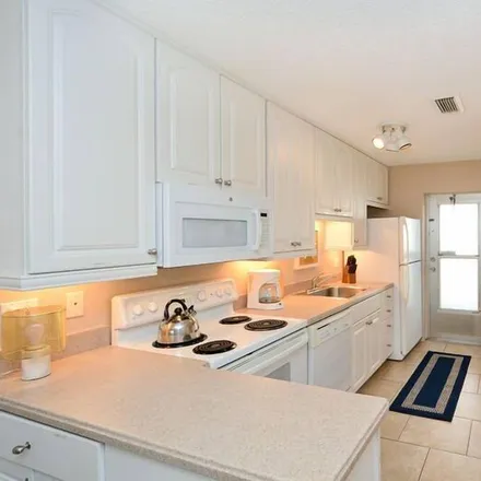 Image 1 - Siesta Key, FL, 34242 - Apartment for rent