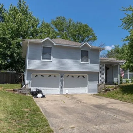 Rent this 4 bed house on 4311 W South Pinebrook Ln in Columbia, Missouri