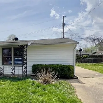 Buy this 3 bed house on 2806 West 5th Street in Owensboro, KY 42301