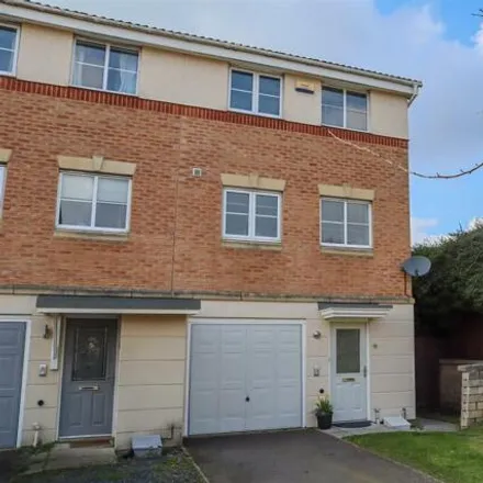Buy this 3 bed townhouse on 29 Kilburn End in Oakham, LE15 6LW
