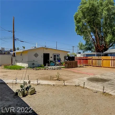 Image 3 - 5919 Cassedy Lane, East Las Vegas, Whitney, NV 89122, USA - Duplex for sale