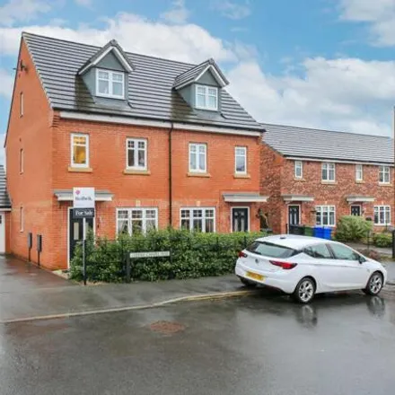 Buy this 3 bed duplex on Eyre Chapel Rise in Chesterfield, S41 7QX