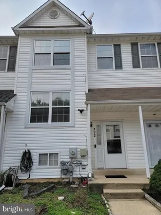 Rent this 3 bed townhouse on 196 Wimbledon Court in New Castle County, DE 19701