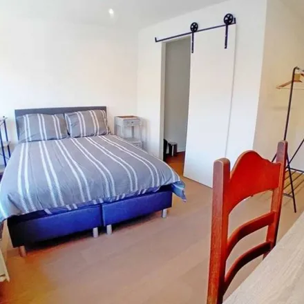 Rent this 6 bed apartment on Grand'Rue 51 in 5030 Gembloux, Belgium