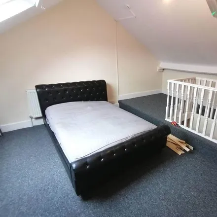 Rent this 1 bed room on 168 London Road in Reading, RG1 3PA