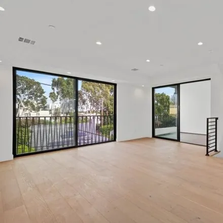 Image 2 - 1442 North Sycamore Avenue, Los Angeles, CA 90028, USA - House for rent