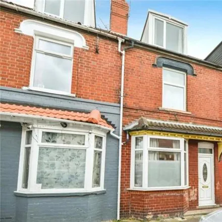 Buy this 4 bed townhouse on Pelham Street in Middlesbrough, TS1 4BE