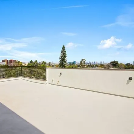 Image 8 - 12320 Pearl Street, Los Angeles, CA 90064, USA - Townhouse for rent