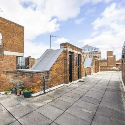 Image 7 - Tachbrook Street, London, SW1V 2QA, United Kingdom - Apartment for sale