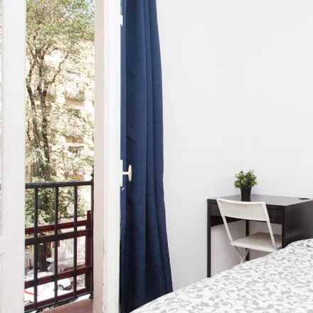 Rent this 8 bed room on Madrid in 1000 Cups, Glorieta de Quevedo