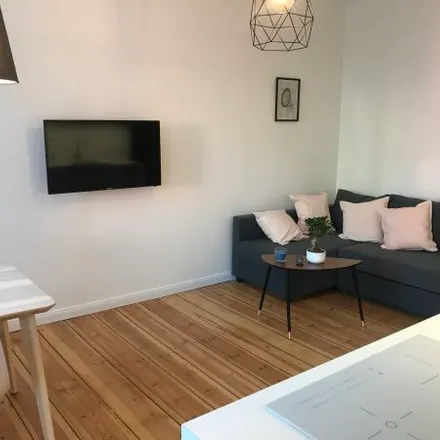Rent this 2 bed apartment on Die Hoffotografen in Lychener Straße 73, 10437 Berlin