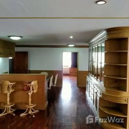 Rent this 3 bed apartment on Soi Sukhumvit 33 in Vadhana District, 10110