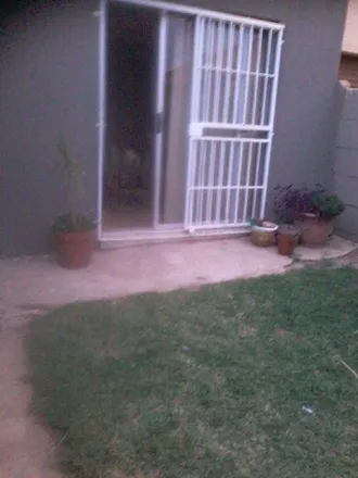 Image 4 - Johannesburg, Sophiatown (Triomf), GT, ZA - House for rent