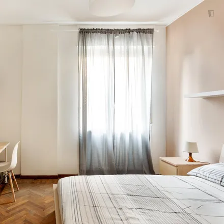 Image 2 - Largo Giovan Battista Scalabrini 2, 20146 Milan MI, Italy - Room for rent
