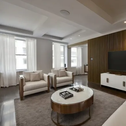 Buy this 3 bed condo on 40 East 61st Street in New York, NY 10065
