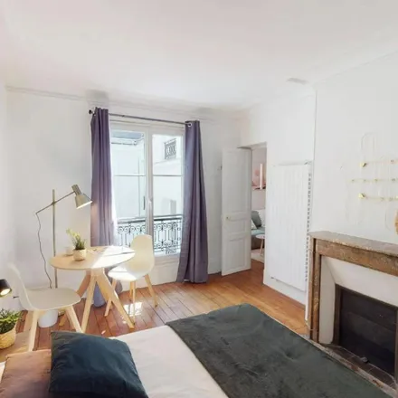 Image 9 - 5 Avenue de la Chapelle, 75017 Paris, France - Apartment for rent