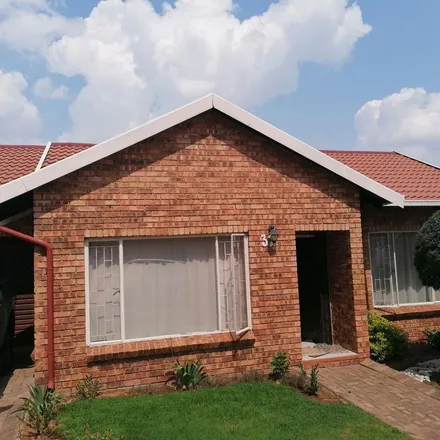 Image 9 - Progress Road, Lindhaven, Roodepoort, 1725, South Africa - Apartment for rent