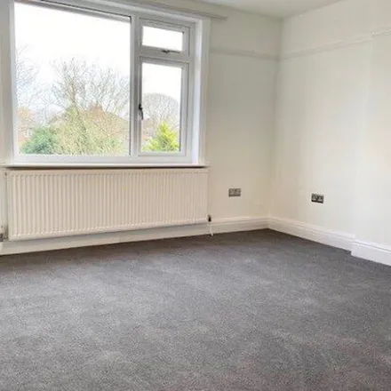 Image 3 - Cambridge Road, West Bridgford, NG2 5LY, United Kingdom - Apartment for rent