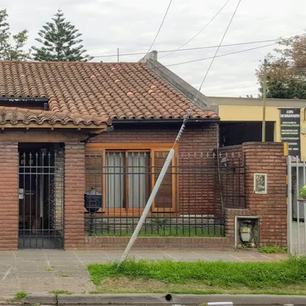 Buy this studio house on Avenida Guillermo Marconi 999 in Partido de Morón, 1684 El Palomar