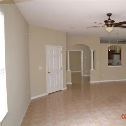 Image 4 - 2804 Tanglewylde Drive, Pasco County, FL 34638, USA - House for rent