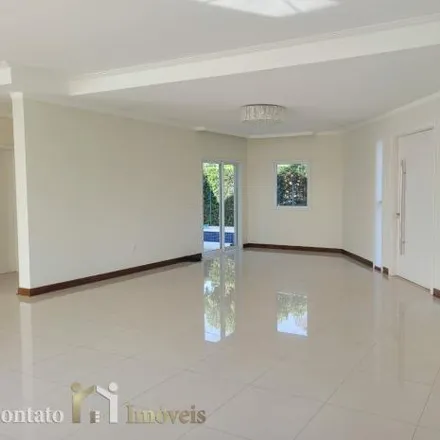 Rent this 4 bed house on Rua Doutor Cândido Rodrigues in Centro, Bragança Paulista - SP