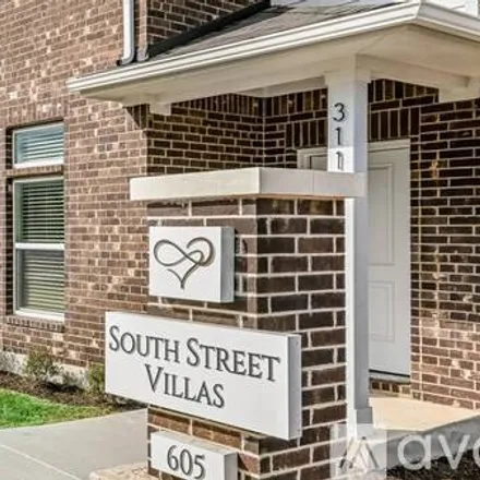 Rent this 3 bed townhouse on 605 West South Street