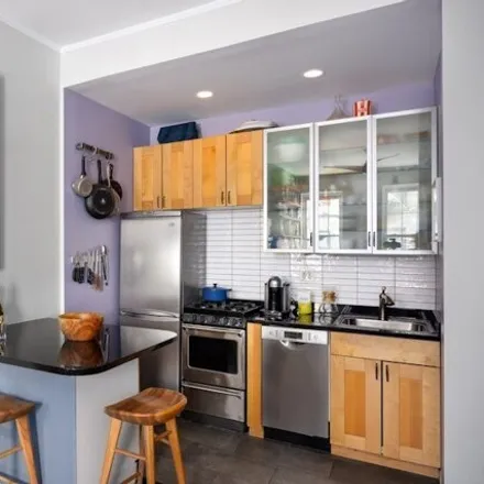 Image 3 - 345 West 21st Street, New York, NY 10011, USA - Apartment for sale