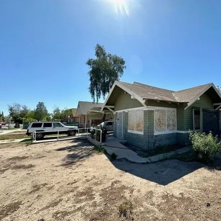 Buy this 2 bed house on 826 South 7th Street in El Centro, CA 92243