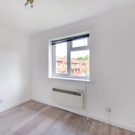 Rent this 1 bed apartment on unnamed road in London, CR4 3RU