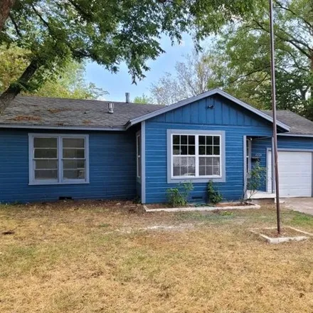 Buy this 3 bed house on 4264 Voncille Street in Haltom City, TX 76117