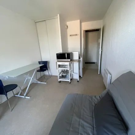 Rent this 1 bed apartment on 30 Rue de l'Orée du Bois in 80000 Amiens, France
