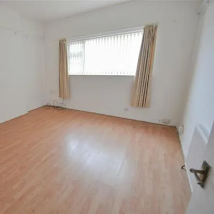 Rent this 2 bed apartment on Stanley Avenue in Wallasey, CH45 8JW