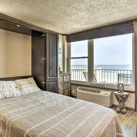 Rent this studio apartment on Daytona Beach