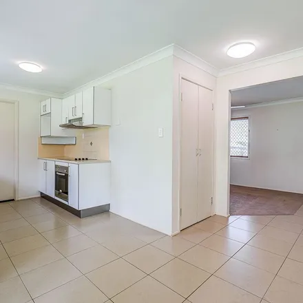 Image 8 - Hampshire Crescent, Alexandra Hills QLD 4161, Australia - Apartment for rent
