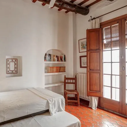 Rent this 4 bed townhouse on Sitges in Avinguda de les Flors, 08870 Sitges