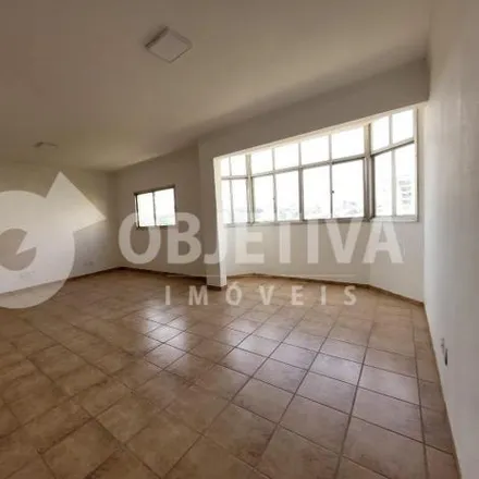 Rent this 3 bed apartment on unnamed road in Tabajaras, Uberlândia - MG