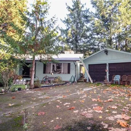 Buy this 4 bed house on 14240 Southwest Parmele Road in Gaston, Washington County