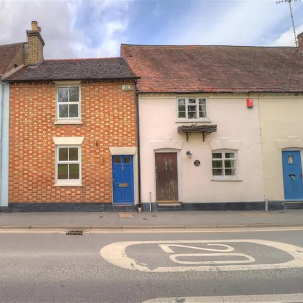 Rent this 2 bed townhouse on 9 Church Row in Pershore, WR10 1BL