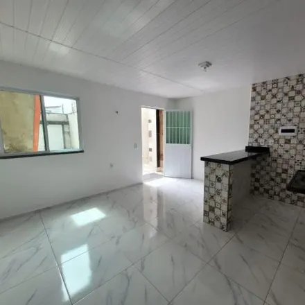 Rent this 2 bed house on Rua Doutor Humberto Rodrigues 180 in Mondubim, Fortaleza - CE