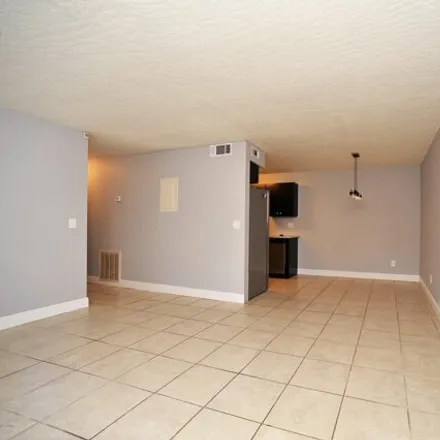 Image 4 - 2146 Forest Knoll Drive Northeast, Palm Bay, FL 32905, USA - Condo for rent
