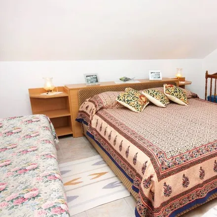 Rent this 1 bed apartment on 23206 Općina Sukošan