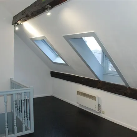 Rent this 2 bed apartment on Snipes in Rue de Fer 14, 5000 Namur