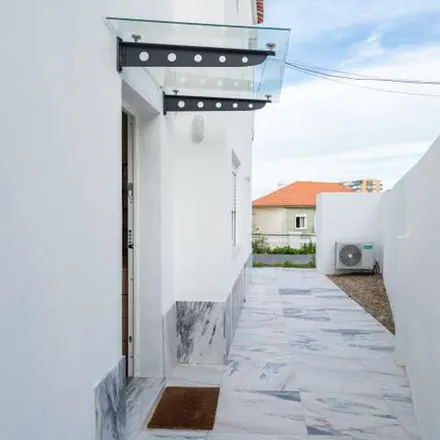 Image 8 - AJC, Rua Dona Maria da Silva 3, 2800-166 Almada, Portugal - Apartment for rent