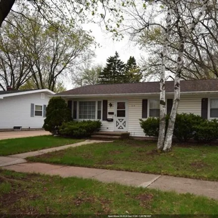 Buy this 3 bed house on 447 South Arlington Street in Appleton, WI 54915