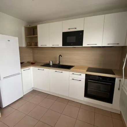 Rent this 3 bed apartment on 63 Rue de Bayard in 31000 Toulouse, France