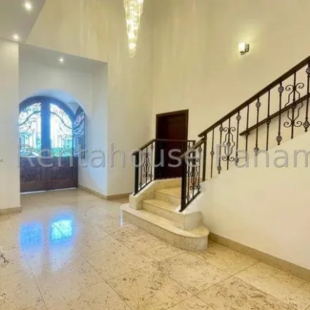 Rent this 8 bed house on unnamed road in Parque Lefevre, Panamá