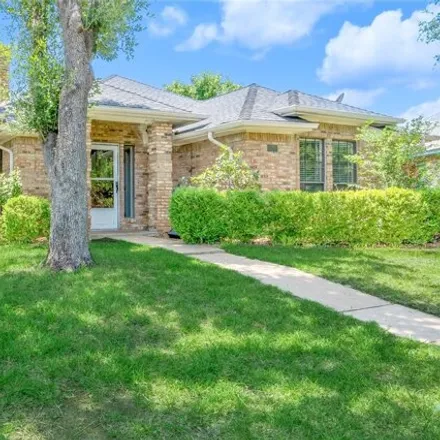 Rent this 3 bed house on 2298 Randy Snow Road in Arlington, TX 76011