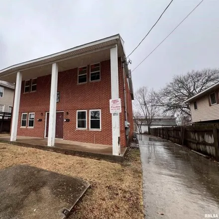 Image 2 - 308 W College St, Carbondale, Illinois, 62901 - House for sale