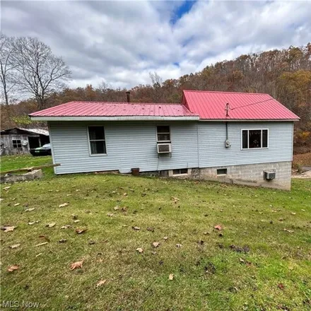 Image 4 - 8769 Clay Road, Schilling, Roane County, WV 25251, USA - House for sale