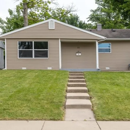 Buy this 3 bed house on 69 Wren Rd in Carpentersville, Illinois